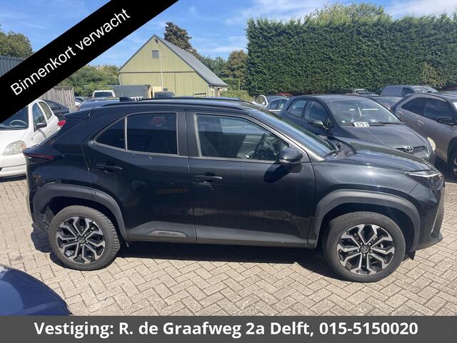 Toyota YARIS Cross 1.5 Hybrid Dynamic | Navigatie | Camera | Elektrisch inklapbare spiegels | Apple Carplay & AndroidAUTO |