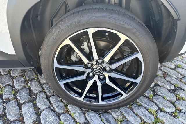 Toyota YARIS Cross 1.5 Hybrid 130 GR Sport, Head up Display