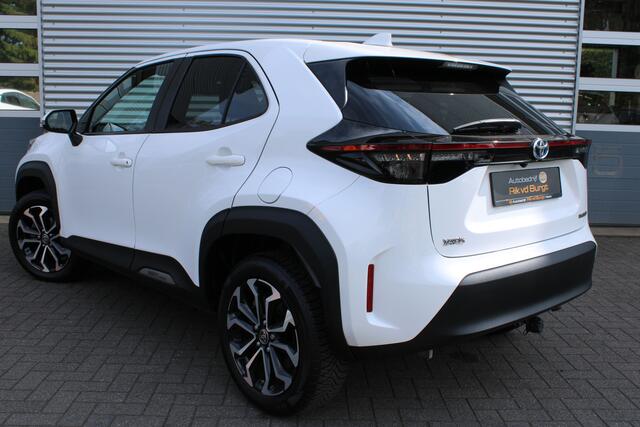 Toyota YARIS Cross 1.5 Hybrid First Edition, trekhaak, A camera