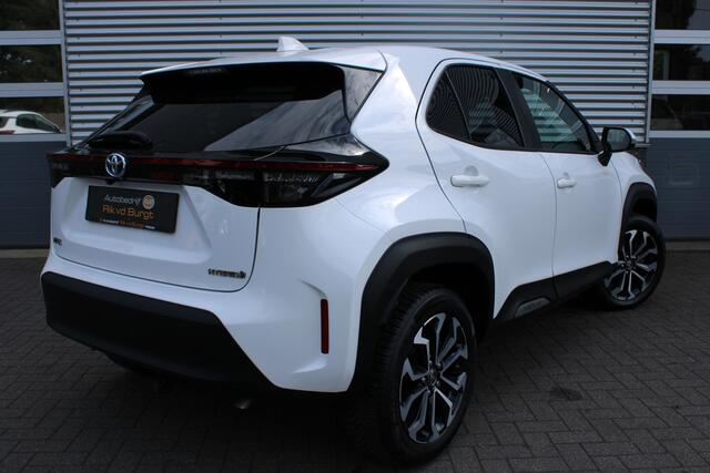 Toyota YARIS Cross 1.5 Hybrid First Edition, trekhaak, A camera