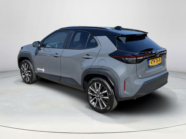 Toyota YARIS Cross 1.5 Hybrid 130 Executive | 2026 model | Demo | Storm Grey met zwart dak