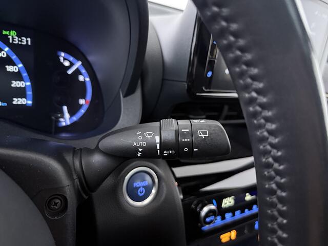 Toyota YARIS Cross 1.5 Hybrid Launch Edition (full options) | Panoramadak | Navigatie | JBL | PDC | BLS | Leder |