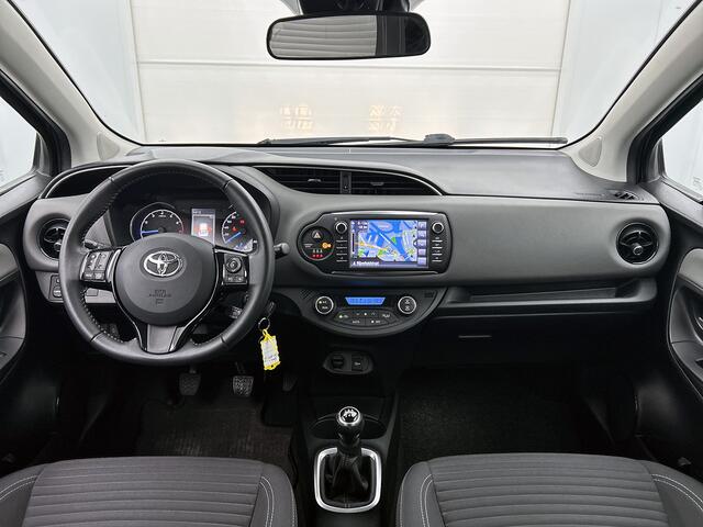 Toyota YARIS 1.0 VVT-i Energy | Trekhaak | Navigatie | Climate Control | Achteruitrijcamera | Elektrische ramen voor | Elektrisch verstelbare buitenspiegels |