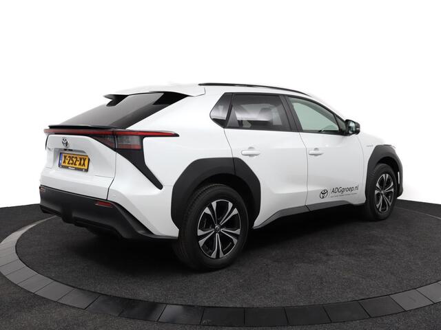 Toyota bZ4X Dynamic 71 kWh | Adaptive Cruise | / Remote Climate Control | 360Camera | Elektrische achterklep | Dynamic |