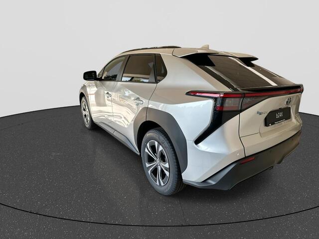 Toyota bZ4X Dynamic 71 kWh / VOORRAAD VOORDEEL!