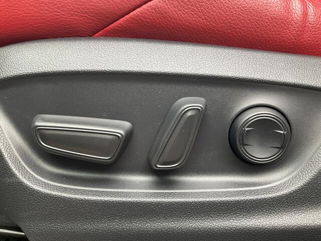 Toyota bZ4X 71 kWh Solterra Leder 360Cam Navi Stoelverw. 1Eig Elek.Klep 100% Elektrisch!