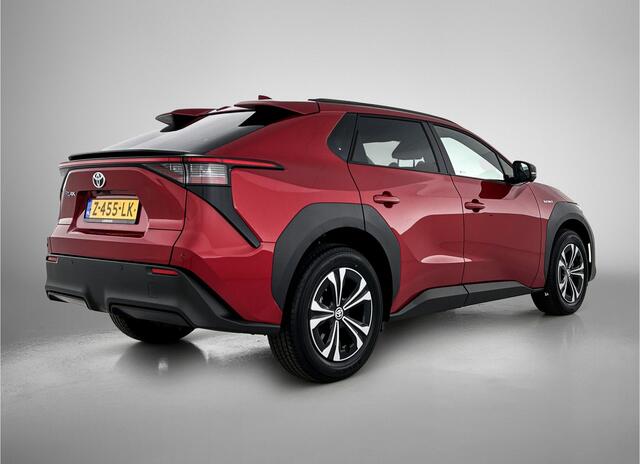 Toyota bZ4X Dynamic 71 kWh | Navigatie | Elektrische stoelen | Stoel & Stuur verwarming |