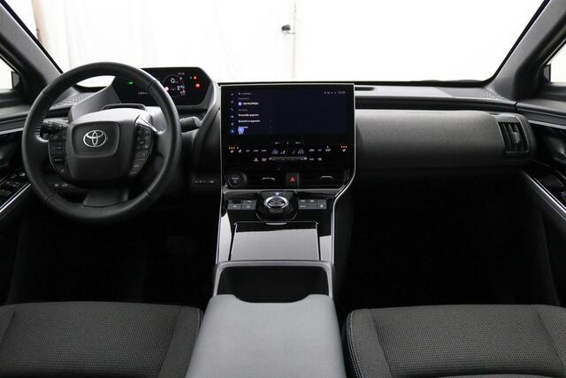 Toyota bZ4X Business Plus 71 kWh | Navigatie | 360 graden camera | Parkeersensoren en camera |