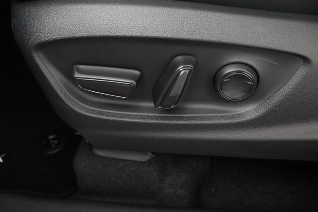 Toyota bZ4X Dynamic 73 kWh | Nieuwe Auto | 360 Camera | Parkeersensoren | Stoelverwarming |