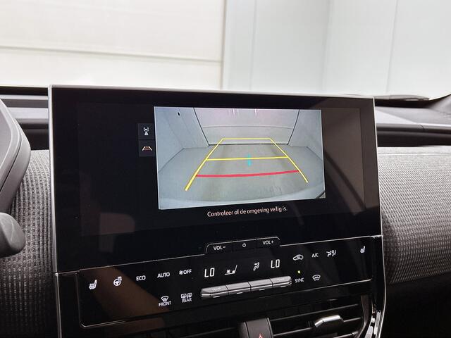 Toyota bZ4X Dynamic 71 kWh | NL-Auto | Stoelverwarming | Navigatie | Apple Carplay / Android Auto |