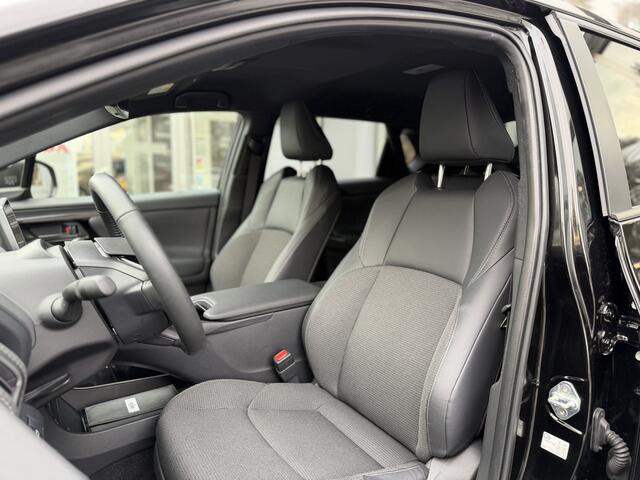 Toyota bZ4X Dynamic 71 kWh | GEEN AFLEVERKOSTEN | 360 Camera, Parkeersensoren, Elektrische achterklep