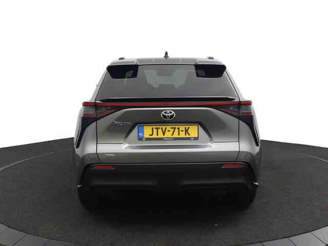 Toyota bZ4X Executive 73 kWh | Lederen Bekleding | Memory Seat | Stoel en stuurverwarming | JBL Audio | Parkeersensoren Rondom | 360 Camera |