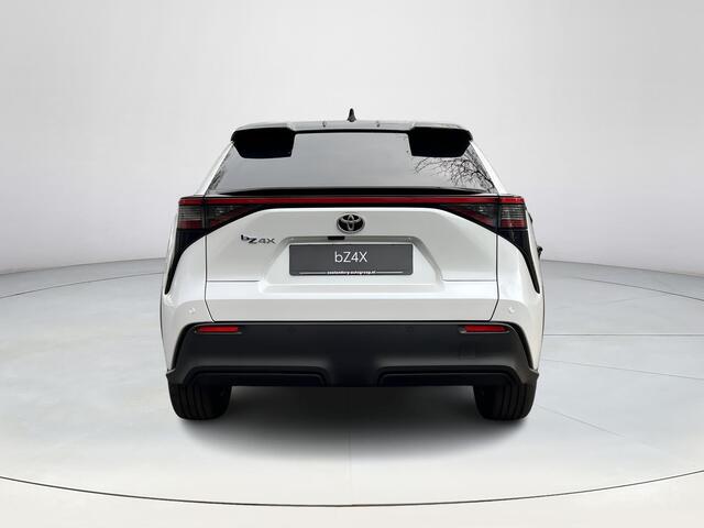 Toyota bZ4X Dynamic 71 kWh Bi-Tone | Panoramadak ¤ 7.500,- voordeel!!!