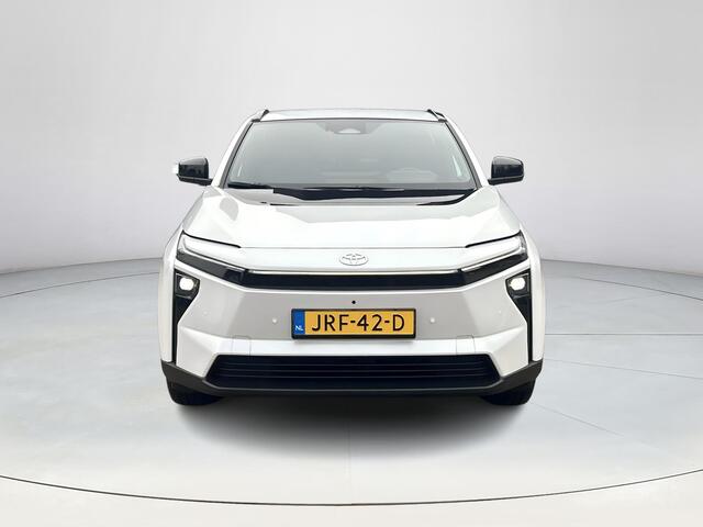 Toyota bZ4X Executive 73 kWh **LEDER/ JBL/ STOELVERWARMING- EN VENTILATIE/ 360 CAMERA/ DODEHOEK DETECTIE/ GARANTIE**