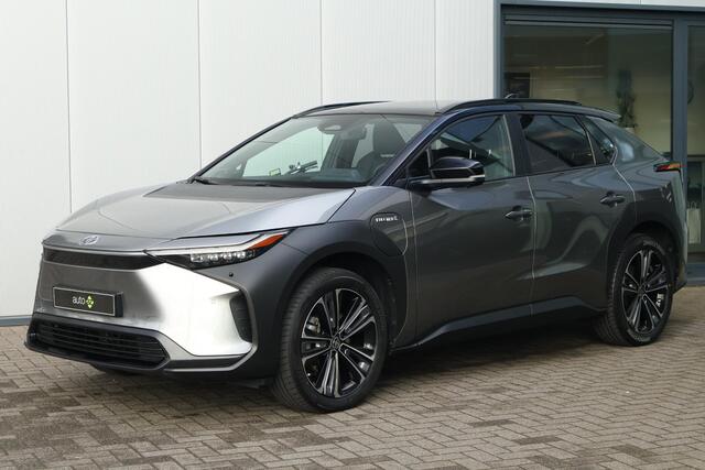 Toyota bZ4X Premium 71 kWh / SoH 97% / Pano / Stuurwiel verwarming