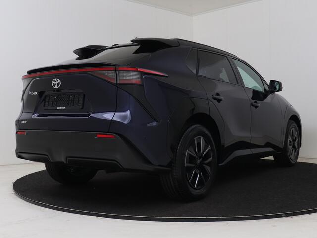 Toyota bZ4X Executive 73 kWh | Nieuw model | 19" wielen | JBL | Elektrische stoel met geheugen | 360 camera + Camera binnenspiegel | Draadloos opladen |