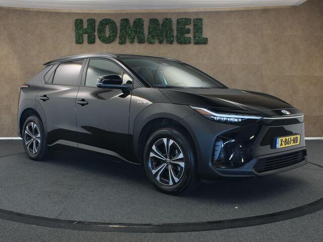 Toyota bZ4X Business Plus 71 kWh - ORIGINEEL NEDERLANDSE AUTO - NAVIGATIE FULL-MAP - ADAPTIEVE CRUISE CONTROL - VERWARMDE STOELEN VOOR / STUUR & VOORRUIT - PARKEERSENSOREN VOOR EN ACHTER - ACHTERUITRIJCAMERA - KEYLESS ENTRY & START - 3 FASE LADEN - DODEHOEKDETECTIE