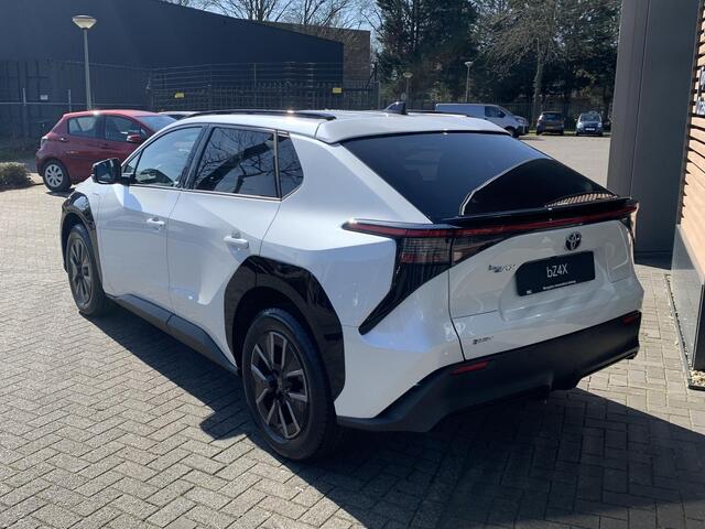 Toyota bZ4X Dynamic 73 kWh EXTRA INRUILVOORDEEL ¤ 2.000,--