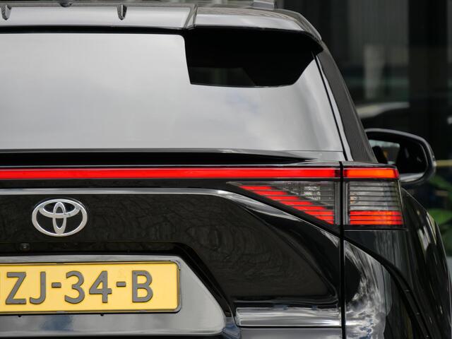Toyota bZ4X 71kWh/ 360° CAMERA/ ELEKT. KLEP/ HALF LEDEREN INTERIEUR