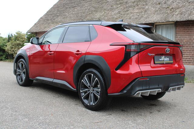 Toyota bZ4X Premium 4WD 71 kWh LEER NAVI PANO SOh 97.6%