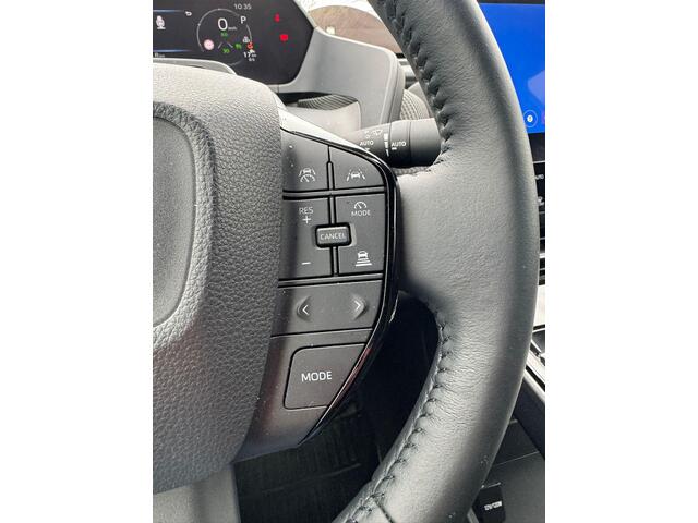 Toyota bZ4X Premium 71 kWh VAN: 39.900,- VOOR: 36.877,- UW LENTEVOORDEEL: 3.023,- | MEGA VOLLE AUTO | 10 jaar TOYOTA GARANTIE | TREKHAAK