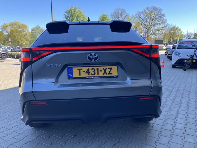 Toyota bZ4X Premium 71 kWh 3-fase | JBL | Panodak | Stoelkoeling