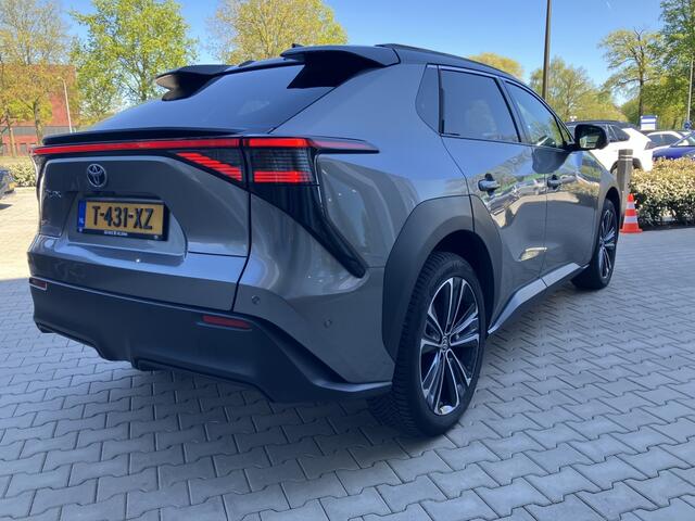 Toyota bZ4X Premium 71 kWh 3-fase | JBL | Panodak | Stoelkoeling