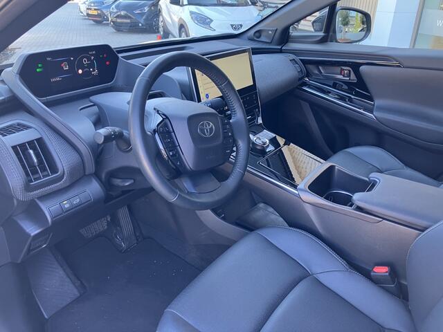 Toyota bZ4X Premium 71 kWh 3-fase | JBL | Panodak | Stoelkoeling