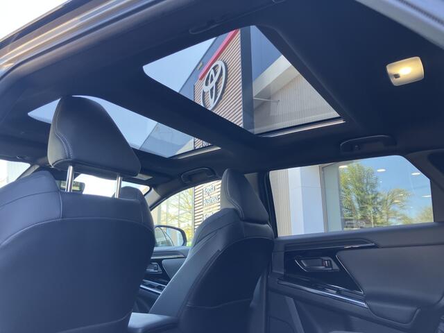 Toyota bZ4X Premium 71 kWh 3-fase | JBL | Panodak | Stoelkoeling