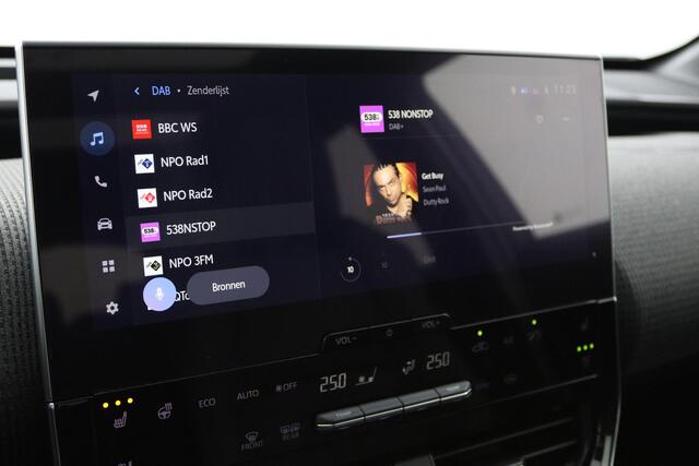 Toyota bZ4X Launch Edition Premium 71 kWh | Panoramadak | Trekhaak | Besturdersstoel electrisch verstelbaar |