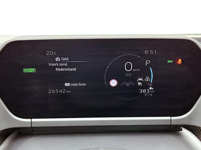 Toyota bZ4X Dynamic 71 kWh Navi | Parkeersensoren V+A | LM velgen | Elektrische Achterklep | Stoel-/Stuurverwarming | Onderweg-naar-dealer