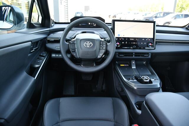 Toyota bZ4X Touring Executive AWD 75 kWh 380pk | Panoramadak | Rondomzicht camera | Warmtepomp |