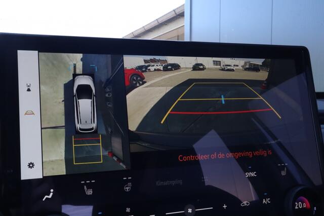Toyota bZ4X Touring Dynamic 75 kWh | 360 Camera | Stoel/Stuur Verwarming