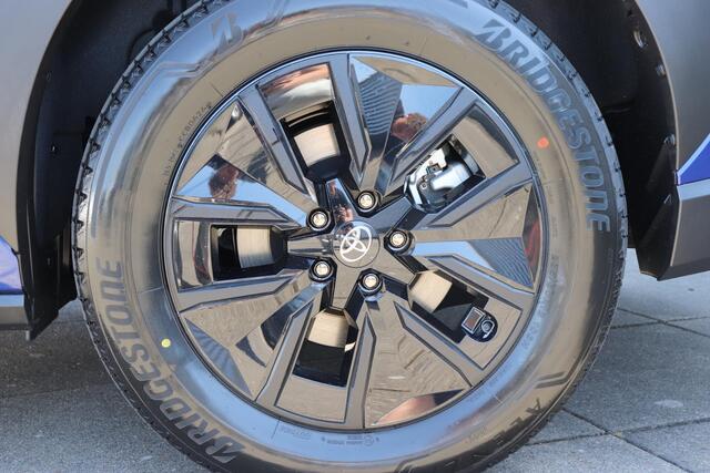 Toyota bZ4X Touring Executive AWD 75 kWh, Panoramisch dak, Stoelverwarming en Koeling, BSM, JBL, DEMOVOORDEEL ¤2.000,-!