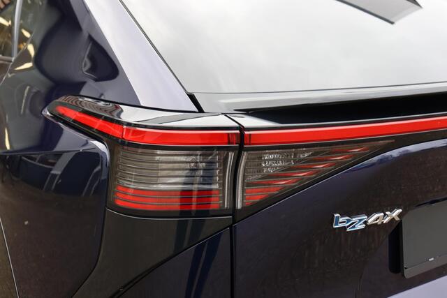 Toyota bZ4X Dynamic 73 kWh, VERWACHT, in oktober leverbaar met ¤3.000,- inruilpremie!!