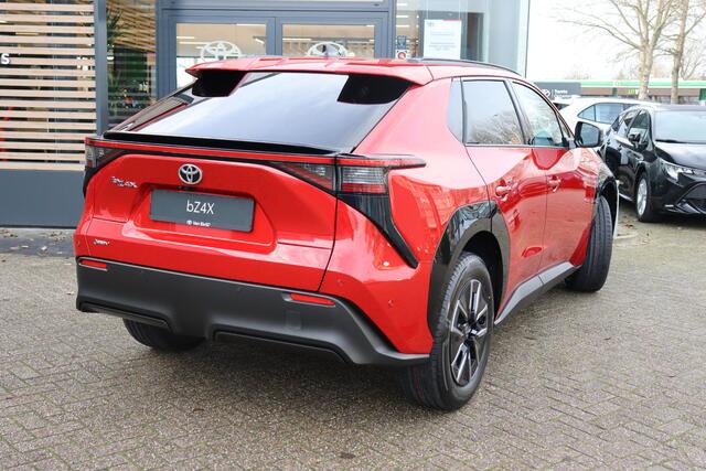 Toyota bZ4X Executive 73 kWh , 360 graden camera , Direct leverbaar met ¤ 4.636 demovoordeel