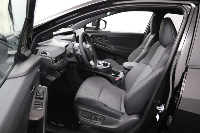 Toyota bZ4X Touring Dynamic 75 kWh | Nieuwe Auto | Uit Voorraad Leverbaar | ¤2500 Korting |
