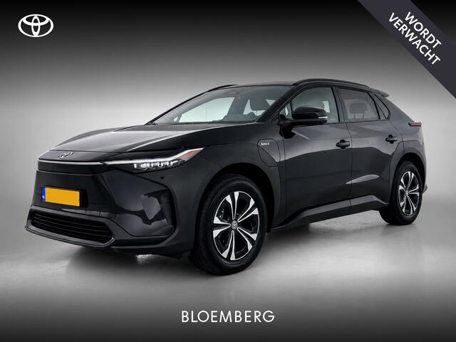 Toyota bZ4X Dynamic 71 kWh | Stoel / Stuurverwarming | 360 camera | 3-Fase |