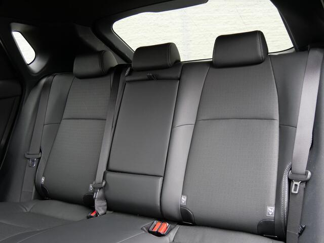Toyota bZ4X 71kWh PREMIUM/ 360° CAMERA/ LEER/ JBL AUDIO/ BLIND SPOT/ 20INCH VELGEN/ SOH 100%