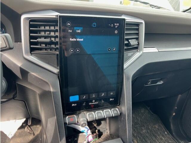 Volkswagen AMAROK 3.0 TDI V6 4Motion Double Cab AVENTURA AUT. KLIMA NAVI LEER