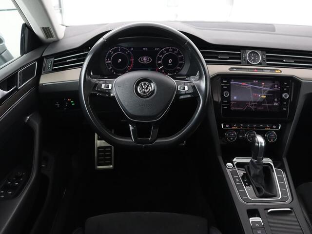 Volkswagen Arteon 2.0 TDI Elegance | Panoramadak | Stoelverwarming | Camera | Leder/Alcantara | Virtual Cockpit | Adaptive cruise | Keyless | LED Plus | Carplay | Navigatie