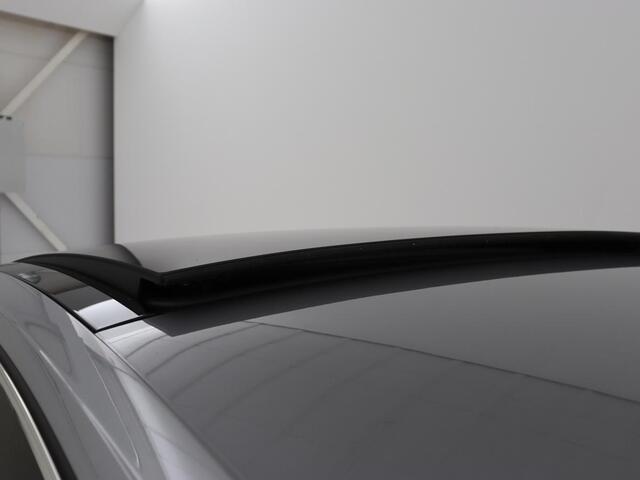 Volkswagen Arteon 2.0 TDI Elegance | Panoramadak | Stoelverwarming | Camera | Leder/Alcantara | Virtual Cockpit | Adaptive cruise | Keyless | LED Plus | Carplay | Navigatie