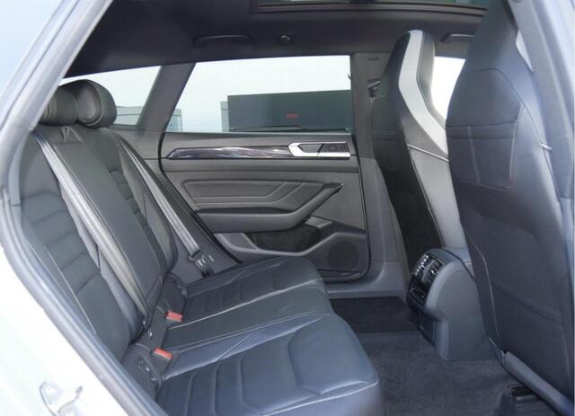 Volkswagen Arteon Shooting Brake 1.4 TSI eHybrid R-Line IQ Matrix LED 360 Camera Pano Trekhaak Elk. Verstl. Stoelen Memory Vol Leer Head Up Carbon