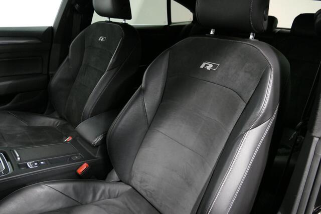 Volkswagen Arteon 2.0 TSI Business R / Stoelverwarming / Apple Carplay - Android Auto / Ergo Active best. stoel / Navigatie / Climatronic / Full LED / Elektr. wegklapbare trekhaak / Keyless / Grootlicht assistent