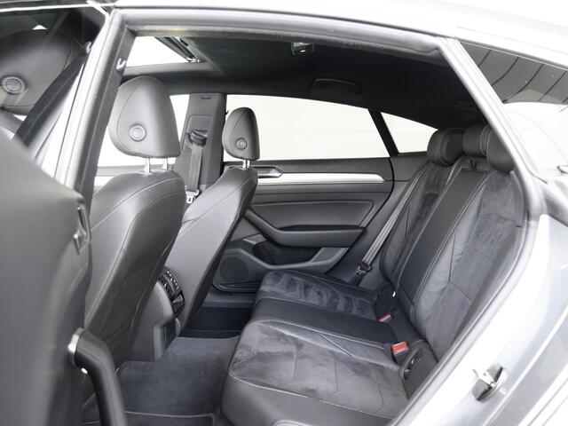 Volkswagen Arteon 1.5 TSI R Line | Panorama dak | stoelverwarming | 19 inch | Full LED |