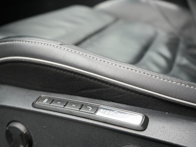 Volkswagen Arteon Shooting Brake 1.4 TSI eHybrid R-Line Business+ Plug In Hybrid 218pk Dealer O.H PHEV | Panodak | Trekhaak af Fabriek | Adaptive Cruise | Lederen Sportstoelen Massage & Memory | 360 Camera | Head Up | Stuurverwarming | Virtual | BLIS |