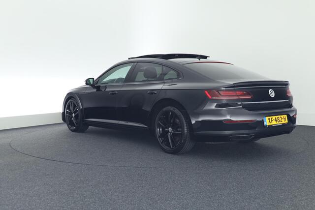 Volkswagen Arteon 1.5 TSI 150pk DSG 2x R-Line Keyless Virtual Cockpit Stoelverwarming Camera Panoramadak Navigatie