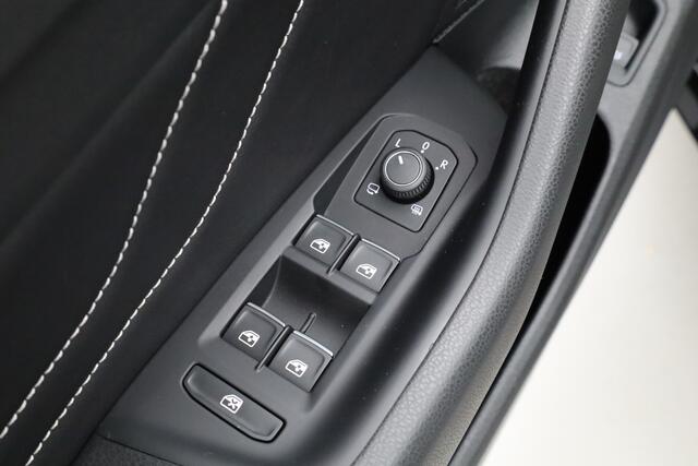 Volkswagen Arteon 1.4 TSI eHybrid R-Line Business | SOH 94.3% | Pano | Elek. Trekhaak | Memory | 360cam | Stoel- Stuurverw. | CarPlay