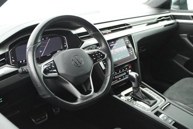 Volkswagen Arteon Shooting Brake 1.4 TSI eHybrid 218pk R-Line Business+ Panoramadak DCC Camera Stuurverwarming Virtual Cockpit Navigatie