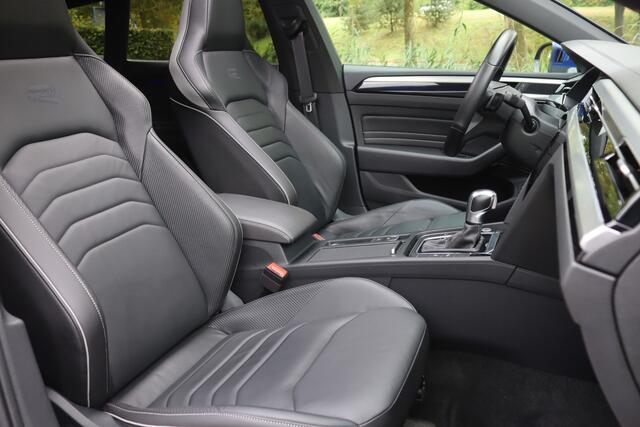 Volkswagen Arteon Shooting Brake 1.4 TSI eHybrid R-Line Pano/IQ.Light/360/Navi Pro/Head-up/Keyless/Elek. lederen R Sportstoelen/DCC/ACC/Virtual Cockpit/Trekhaak wegkl.